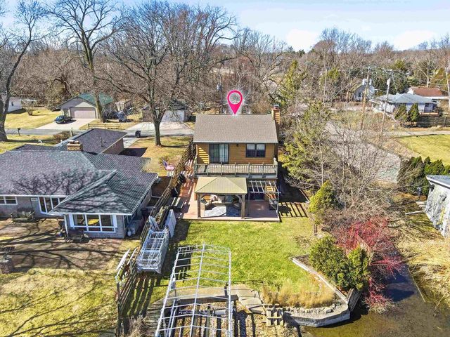 104 ADELLA BEACH ROAD, Neenah, WI 54956