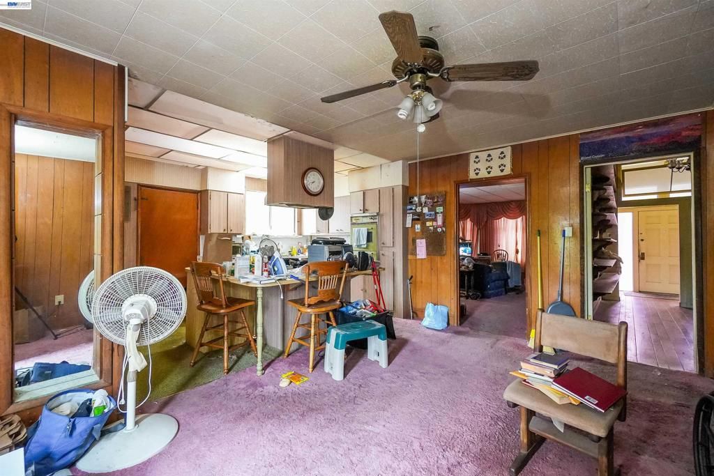 Image 16 of property listing at 1033 1033 2nd Ave, Crockett, CA 94525