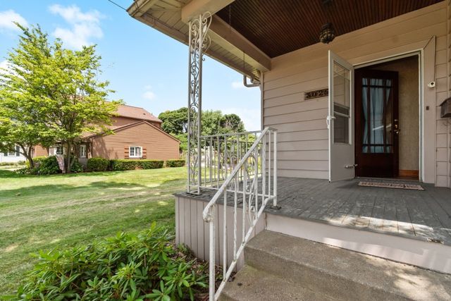 3025 BERKLEY Road, Millcreek, PA 16506