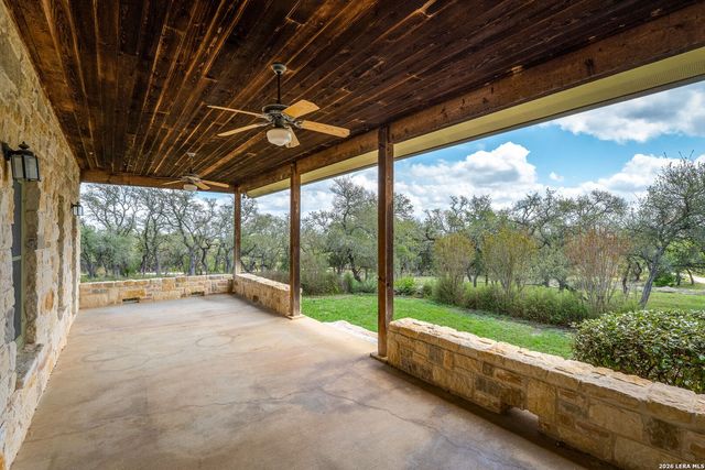 377 BUFFALO SPRINGS RD, New Braunfels, TX 78132