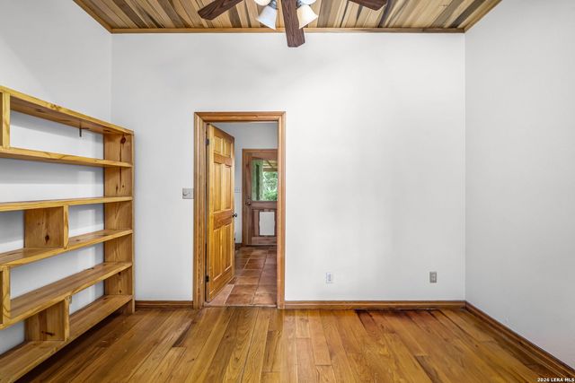 377 BUFFALO SPRINGS RD, New Braunfels, TX 78132
