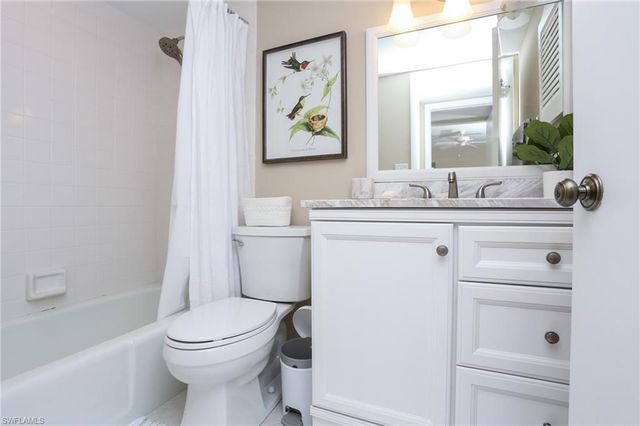 1760 Bald Eagle DR 506C, Naples, FL 34105