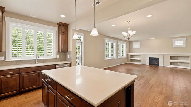 5500 NE 9th Street, Renton, WA 98059