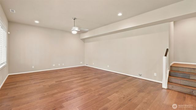 5500 NE 9th Street, Renton, WA 98059