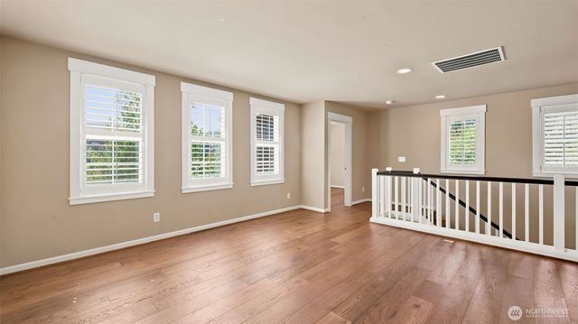 5500 NE 9th Street, Renton, WA 98059