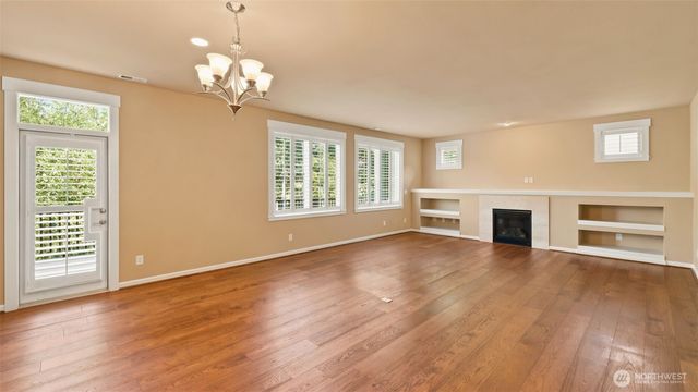 5500 NE 9th Street, Renton, WA 98059
