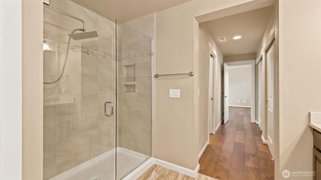 5500 NE 9th Street, Renton, WA 98059
