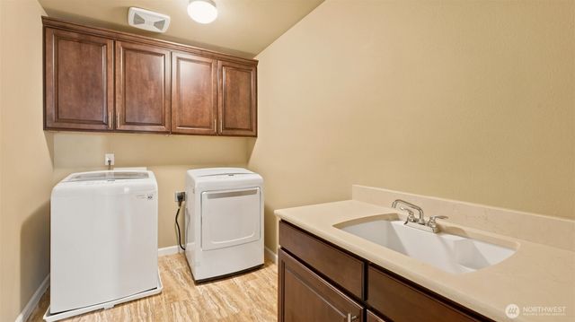 5500 NE 9th Street, Renton, WA 98059