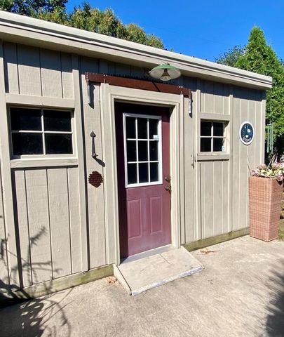 703 GREENBRIAR AVENUE, Park Ridge, WI 54481