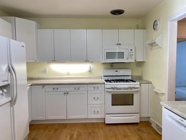 703 GREENBRIAR AVENUE, Park Ridge, WI 54481