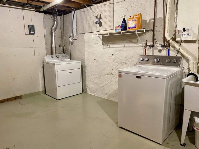 703 GREENBRIAR AVENUE, Park Ridge, WI 54481