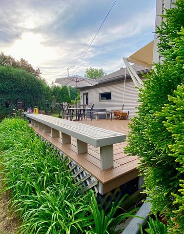 703 GREENBRIAR AVENUE, Park Ridge, WI 54481