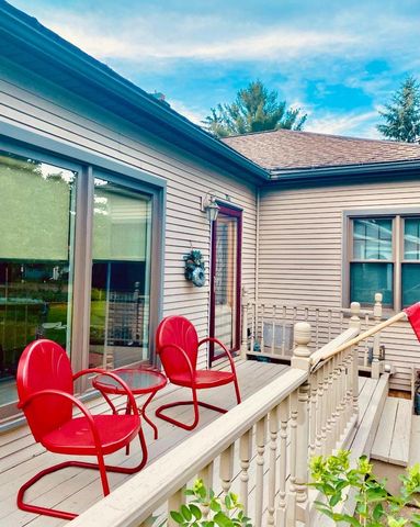 703 GREENBRIAR AVENUE, Park Ridge, WI 54481