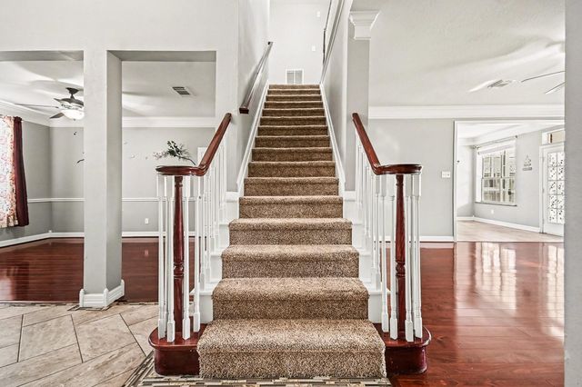 54 Parsley Court, Lake Jackson, TX 77566