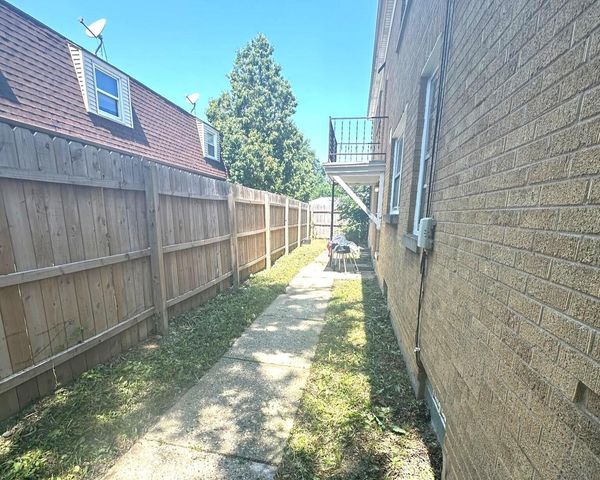 2675 N 63rd STREET, Milwaukee, WI 53213
