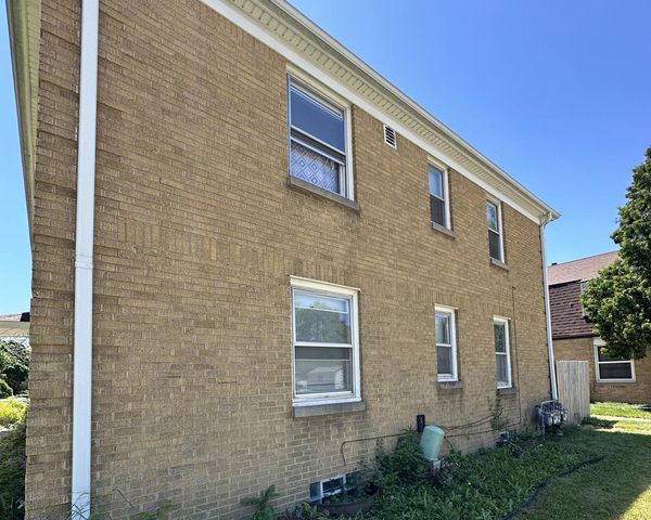 2675 N 63rd STREET, Milwaukee, WI 53213