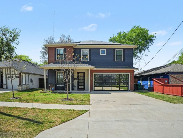 324 S Main Street, Cedar Hill, TX 75104