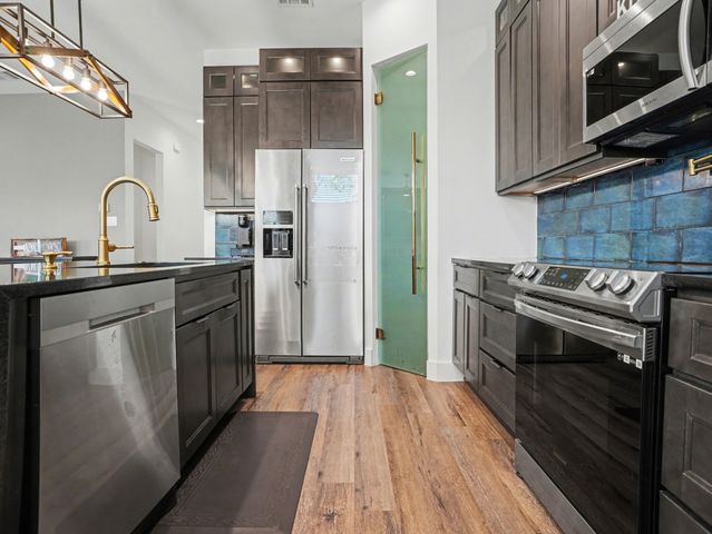 324 S Main Street, Cedar Hill, TX 75104