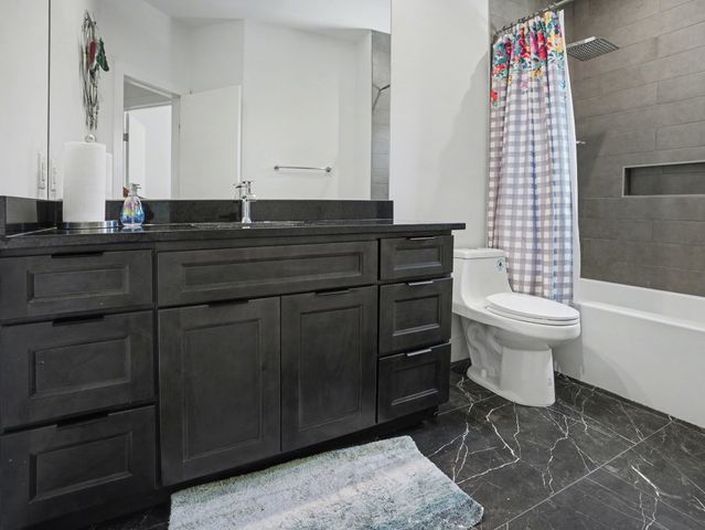 324 S Main Street, Cedar Hill, TX 75104