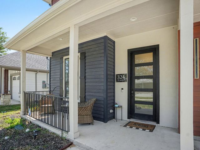 324 S Main Street, Cedar Hill, TX 75104