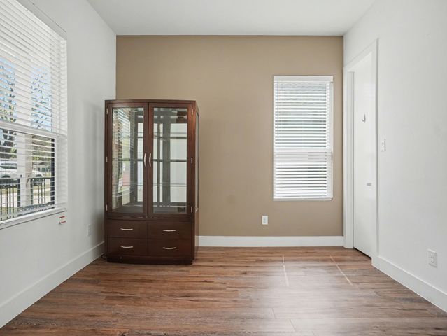 324 S Main Street, Cedar Hill, TX 75104