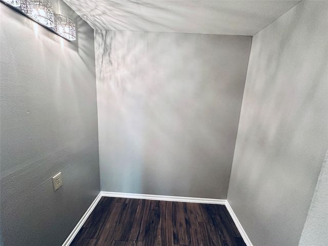 601 W 11th ST 227, Austin, TX 78701