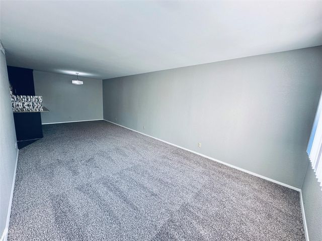 601 W 11th ST 227, Austin, TX 78701