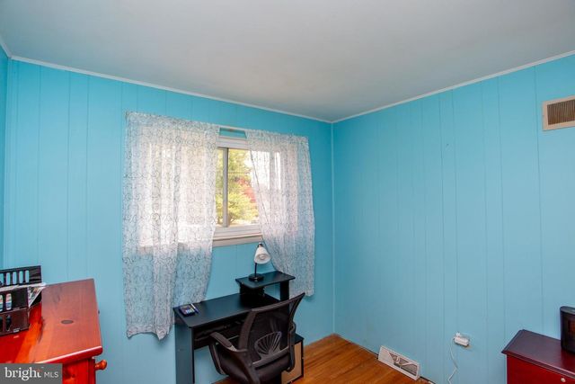 1264 TULIP RD, Warminster, PA 18974