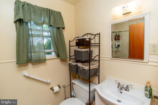 1264 TULIP RD, Warminster, PA 18974