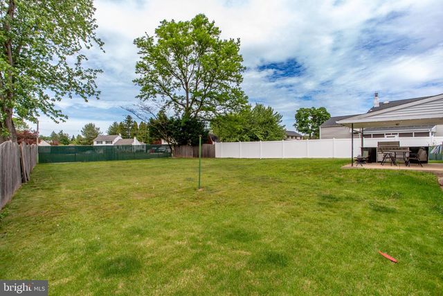 1264 TULIP RD, Warminster, PA 18974