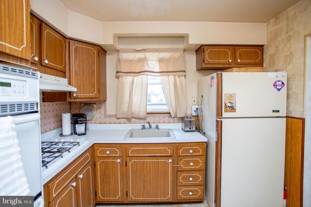 1264 TULIP RD, Warminster, PA 18974