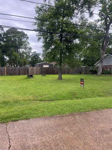 1810 Eagle Point Road, Crosby, TX 77532