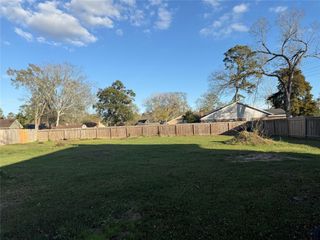1810 Eagle Point Road, Crosby, TX 77532