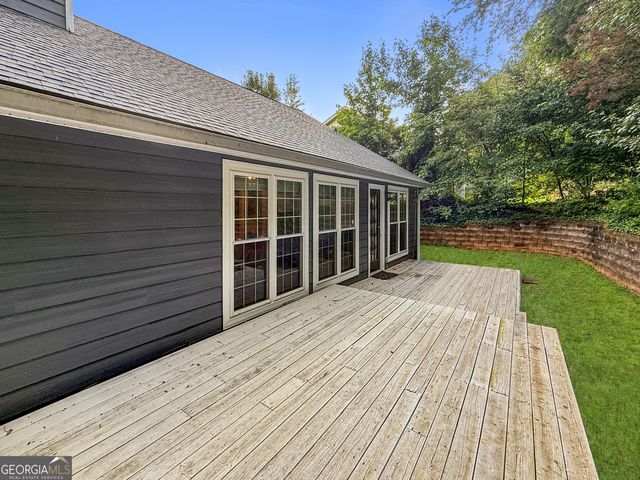 635 Paris Drive, Lawrenceville, GA 30043