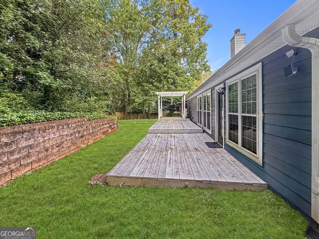 635 Paris Drive, Lawrenceville, GA 30043