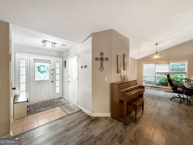635 Paris Drive, Lawrenceville, GA 30043