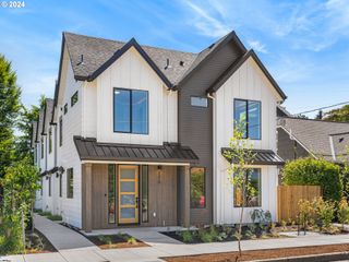 4266 Se 37th Ave 3, Portland, OR 97202