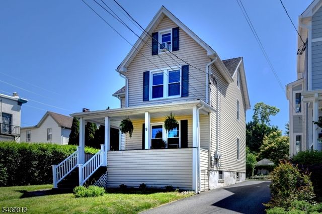 9 Walnut St, Little Falls Twp., NJ 07424
