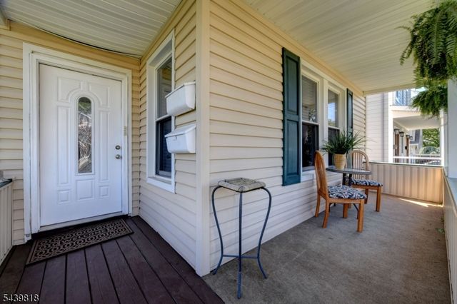 9 Walnut St, Little Falls Twp., NJ 07424