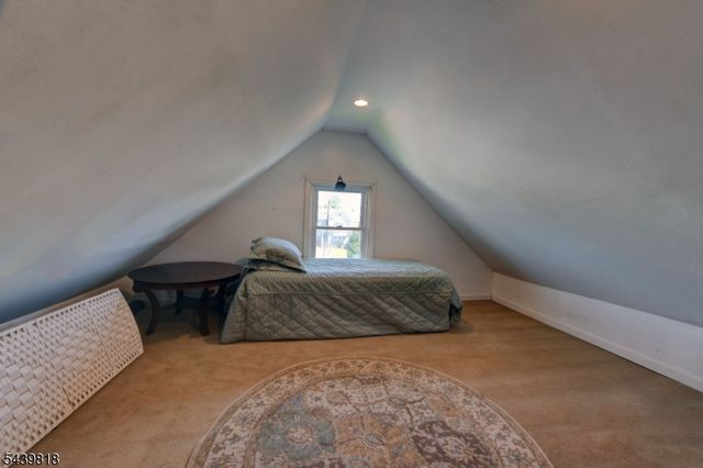 9 Walnut St, Little Falls Twp., NJ 07424