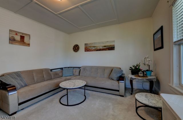 9 Walnut St, Little Falls Twp., NJ 07424