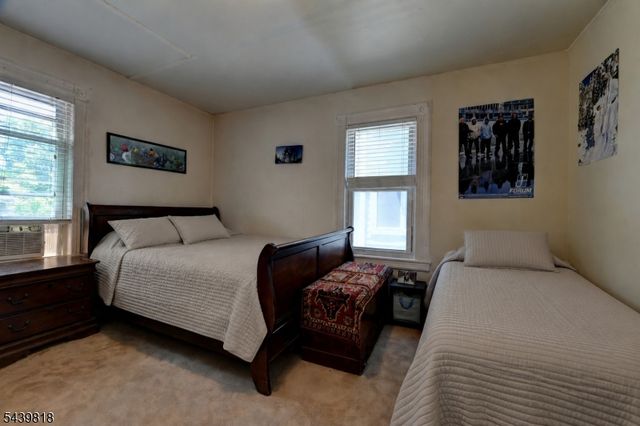 9 Walnut St, Little Falls Twp., NJ 07424