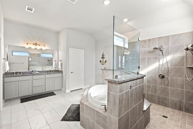 121 Muscogee Drive, Waxahachie, TX 75165