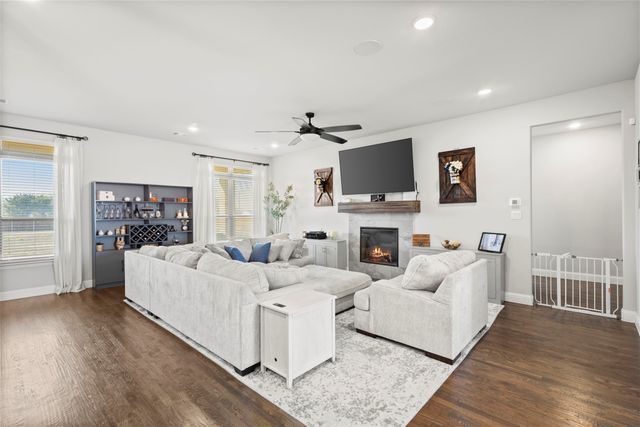 121 Muscogee Drive, Waxahachie, TX 75165