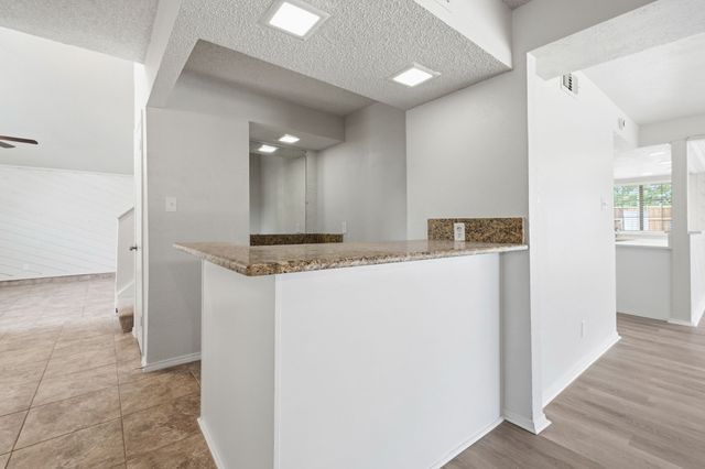 900 Mount Vernon Drive, Richardson, TX 75081