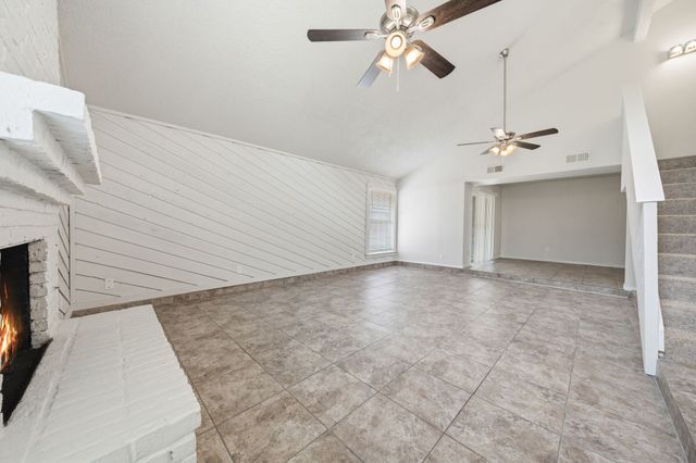 900 Mount Vernon Drive, Richardson, TX 75081