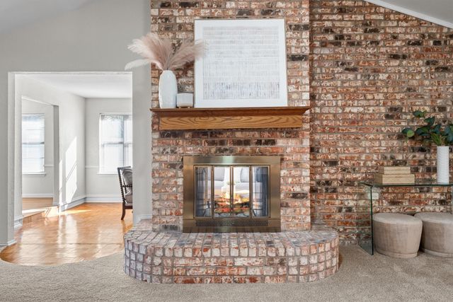 2358 Mockingbird Drive, Grapevine, TX 76051