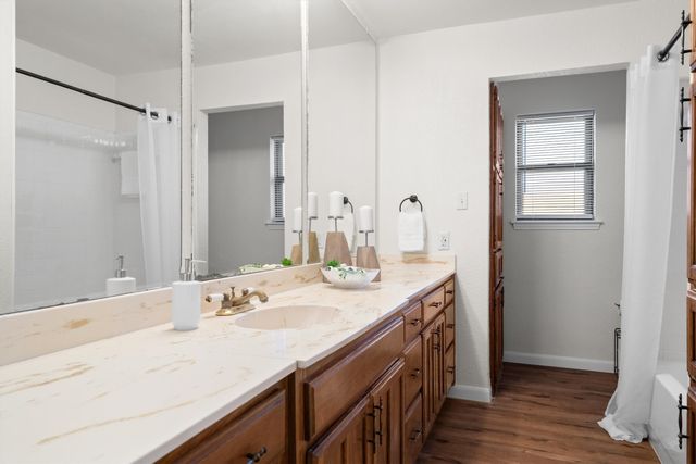 2358 Mockingbird Drive, Grapevine, TX 76051