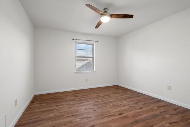 2358 Mockingbird Drive, Grapevine, TX 76051