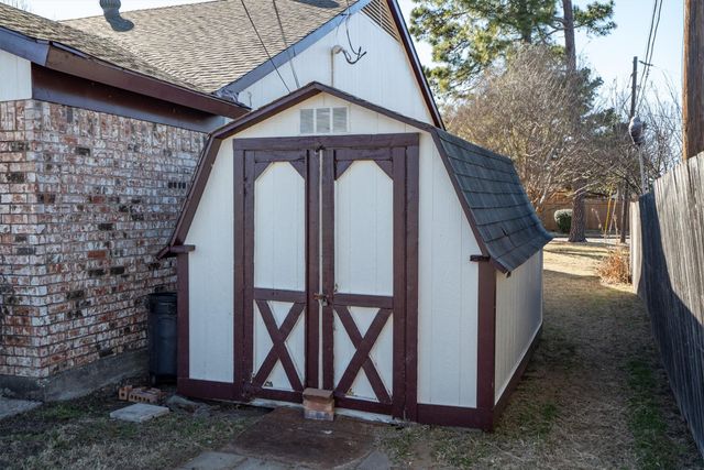 2358 Mockingbird Drive, Grapevine, TX 76051